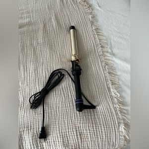 Hot Tools Professional 24k 1 1/4  Extra Long Curling Iron